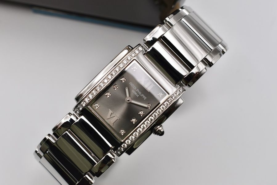 Patek Philippe Twenty-4 4910/10A-010